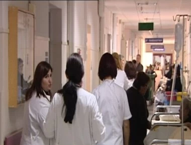 ΠΟΕΔΗΝ: Εμπόλεμη ζώνη στο νοσοκομείο της Νίκαιας- Ράντζα μέχρι τις σκάλες